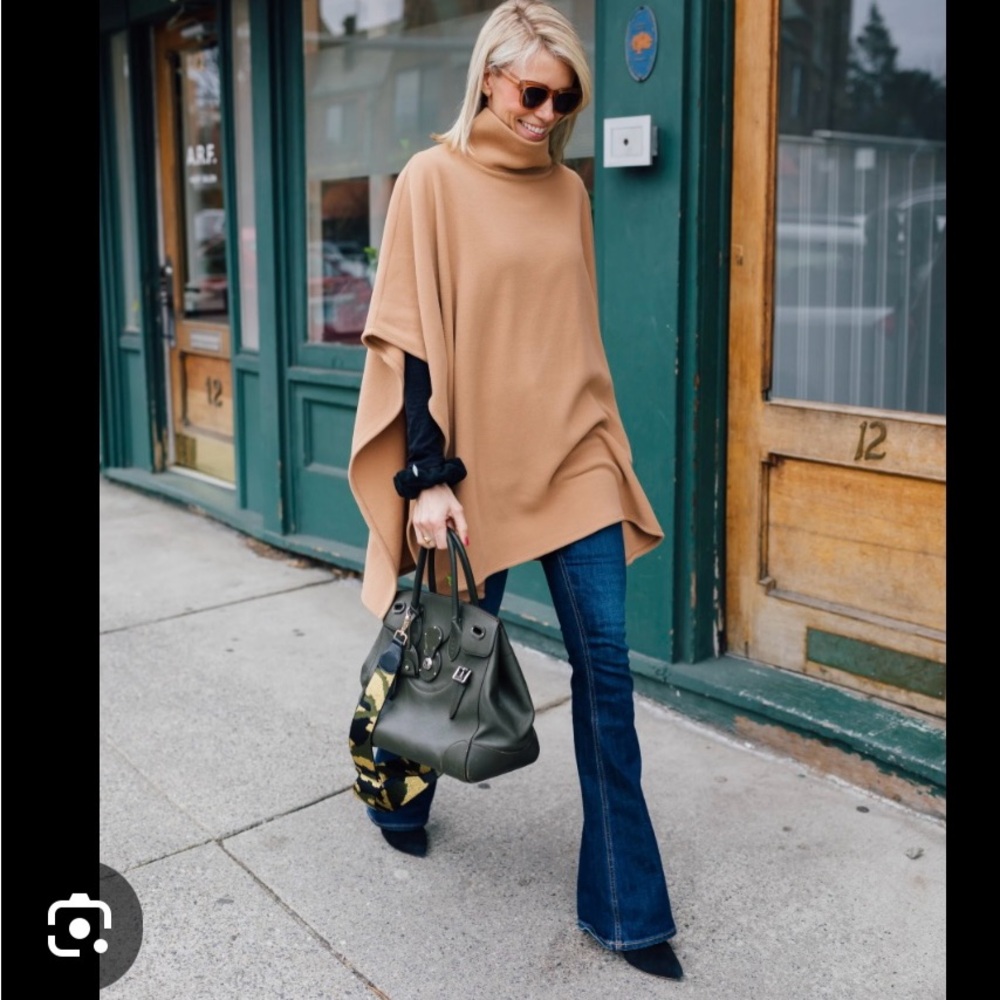 Dudley Stephens Turtleneck Poncho in classic camel size M/L EUC